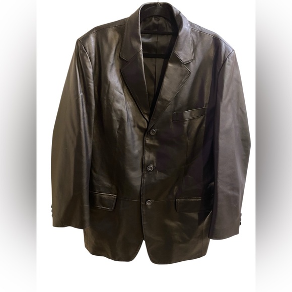J. Ferrar~
Men’s Sleek Black 100% Leather Blazer Jacket 
Size Medium 
NEW - Picture 3 of 13